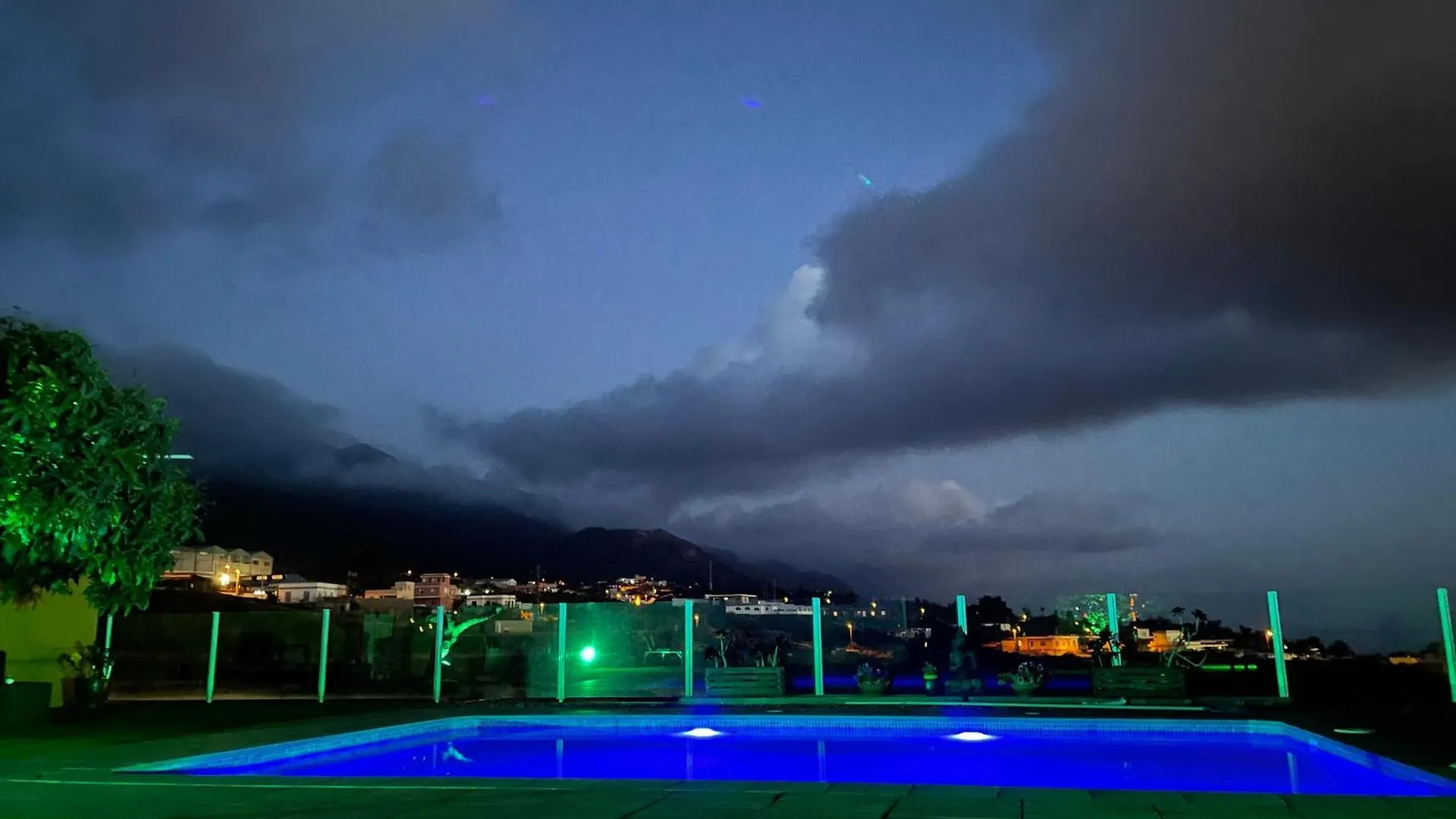 Apartment Ferienwohnung El Mirador De El Paso - Vistas Y Piscina
